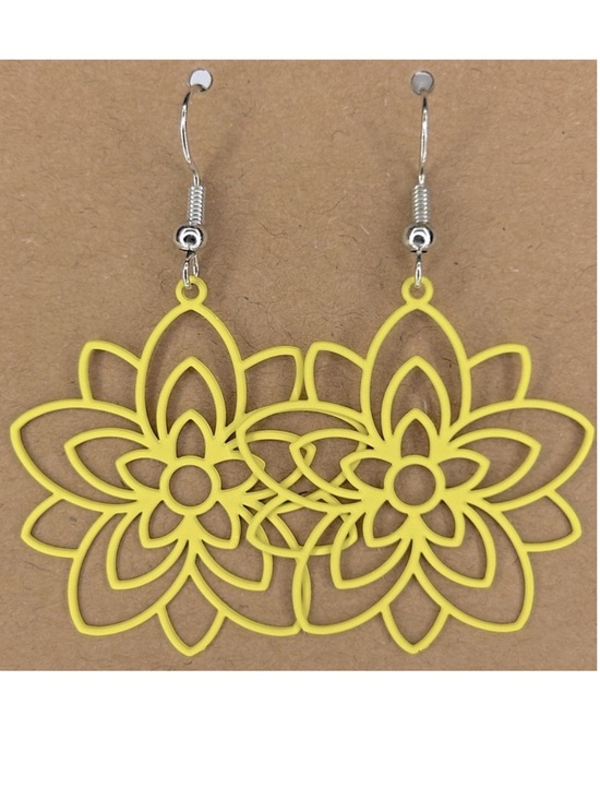 Fashion Jewelry Jewelry - Light Weight Brass Flower Earrings Fashion Jewelry
